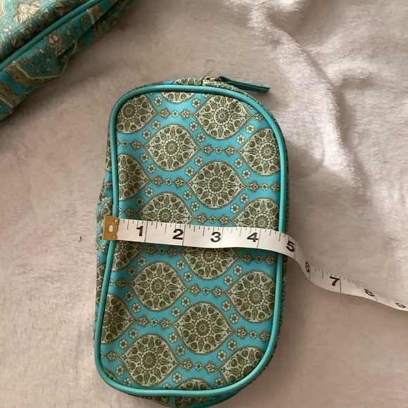 NWOT Make Up Case Set - Picture 7 of 8